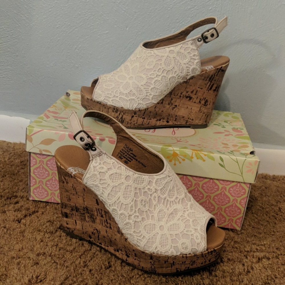 Jelly-Pop Natural Crochet US7.5M Platform Heels